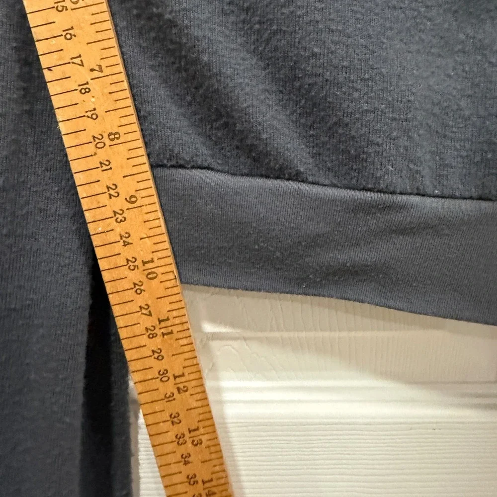 Alo Yoga Women Cropped Hoodie Charcoal Gray Long Sleeve Pullover Sweatshirt‎